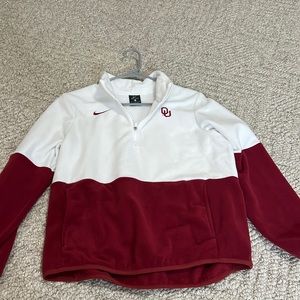 Medium Half Zip OU pullover
